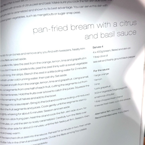 📚✨ Gordon Ramsay: Fish & Shellfish — Rare Cookbook ✨📚 - Picture 6 of 15